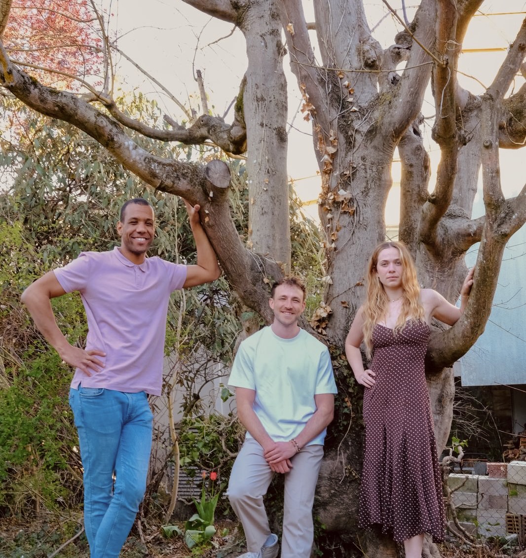 Gira Sol Trio